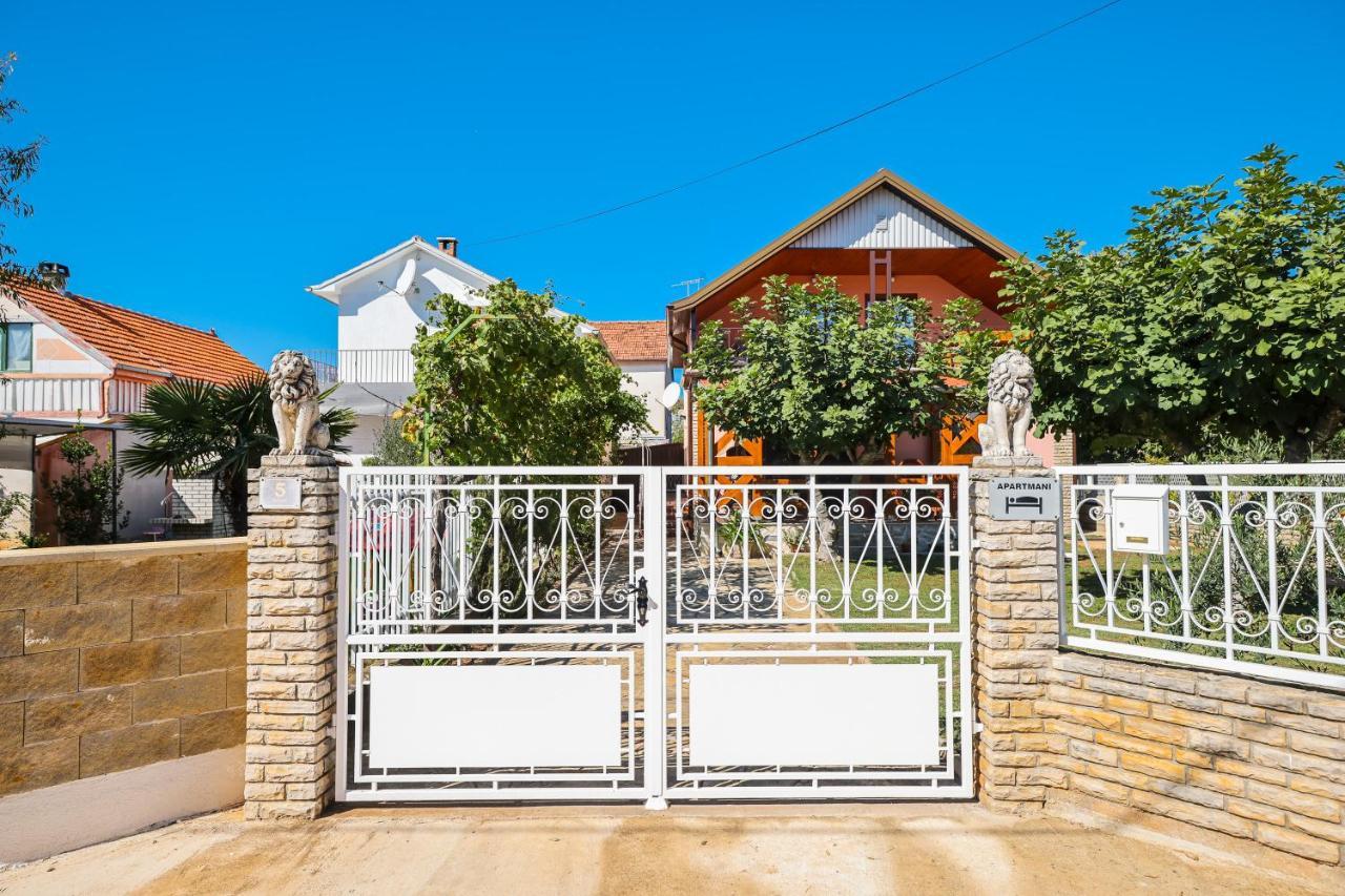 Apartment Ruza Sukošan Екстериор снимка