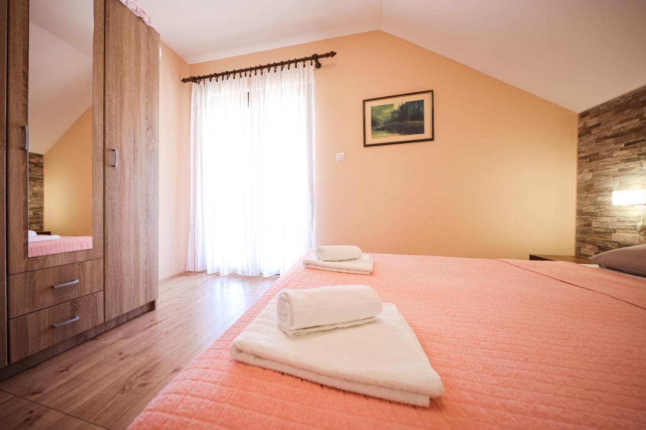 Apartment Ruza Sukošan Екстериор снимка
